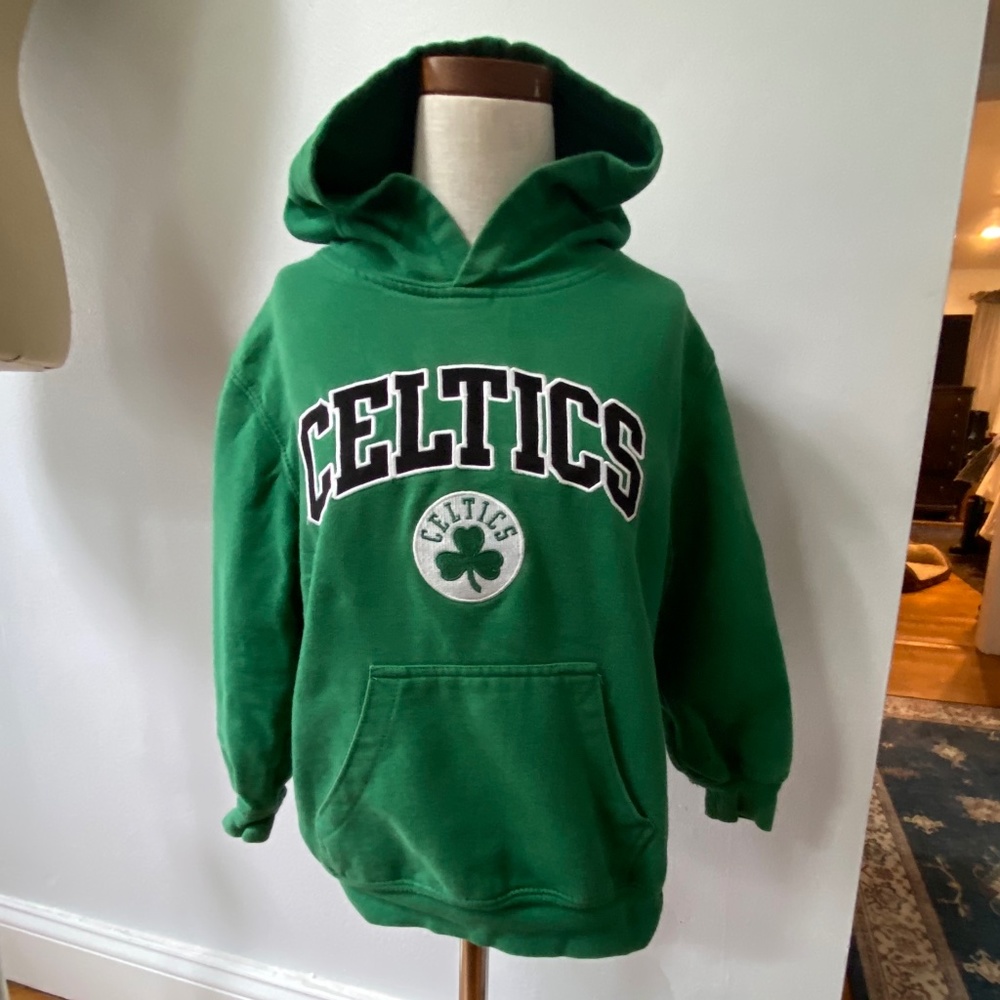 Youth Celtics Hoodie- Size 6/7